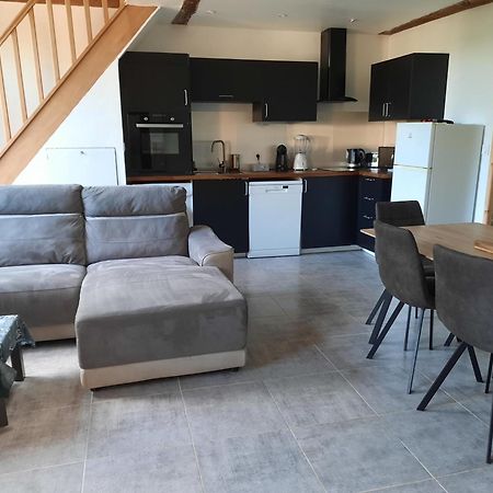 Chez Line Et Pierre: Appartement Spacieux, Lumineux Et Equipe La Bastide-de-Sérou Eksteriør bilde
